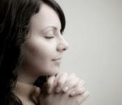 В чем сила молитвы. Какая сила у молебна? Молитва, обращенная к святому, имя которого носишь
