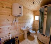 Как сделать туалет в бане: доступные варианты и подробная технология сооружения Баня с душем и унитазом проекты